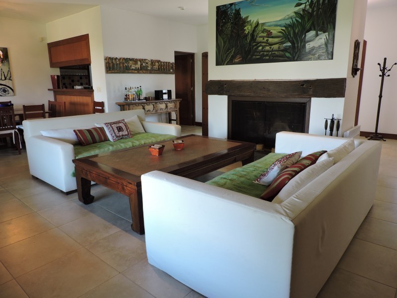 Casa en Montoya de 4 dormitorios
